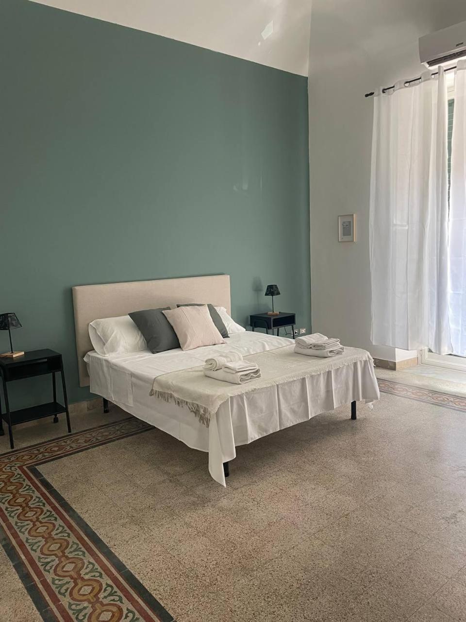 Stazione Armo Villa Palermo Luaran gambar